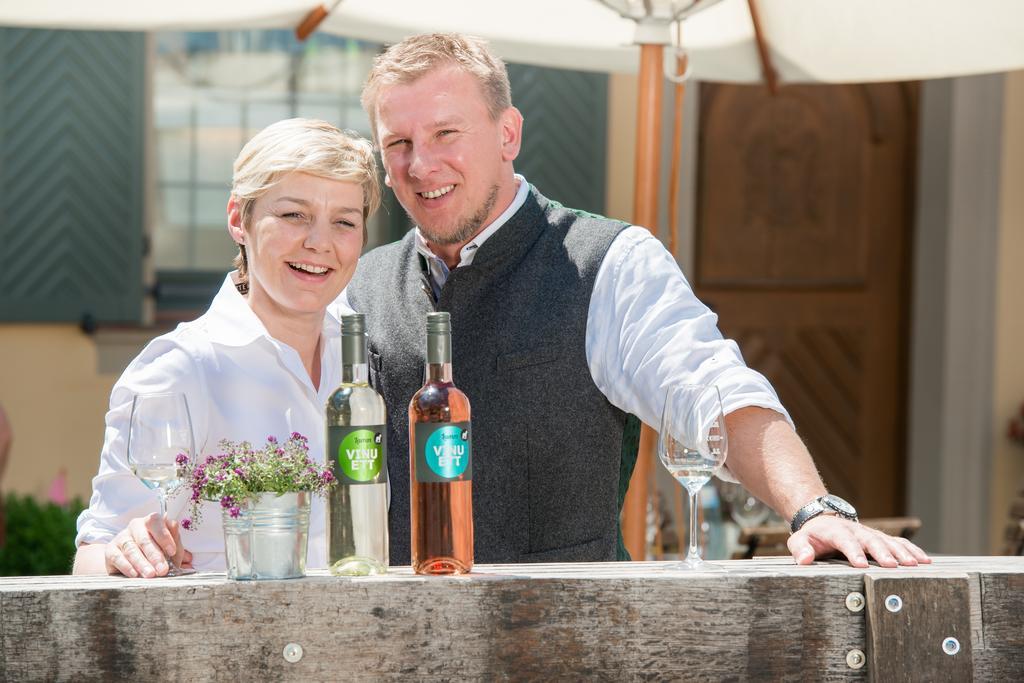Gasthof Zum Weissen Lamm Sommerach Kültér fotó