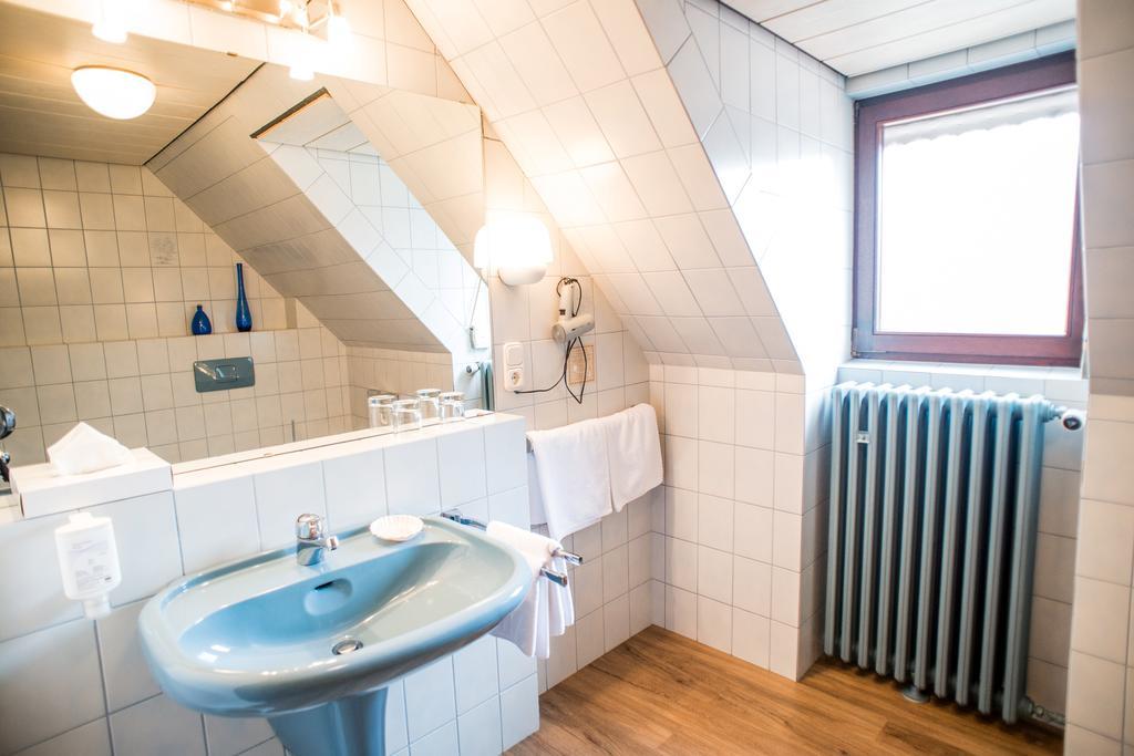 Gasthof Zum Weissen Lamm Sommerach Kültér fotó